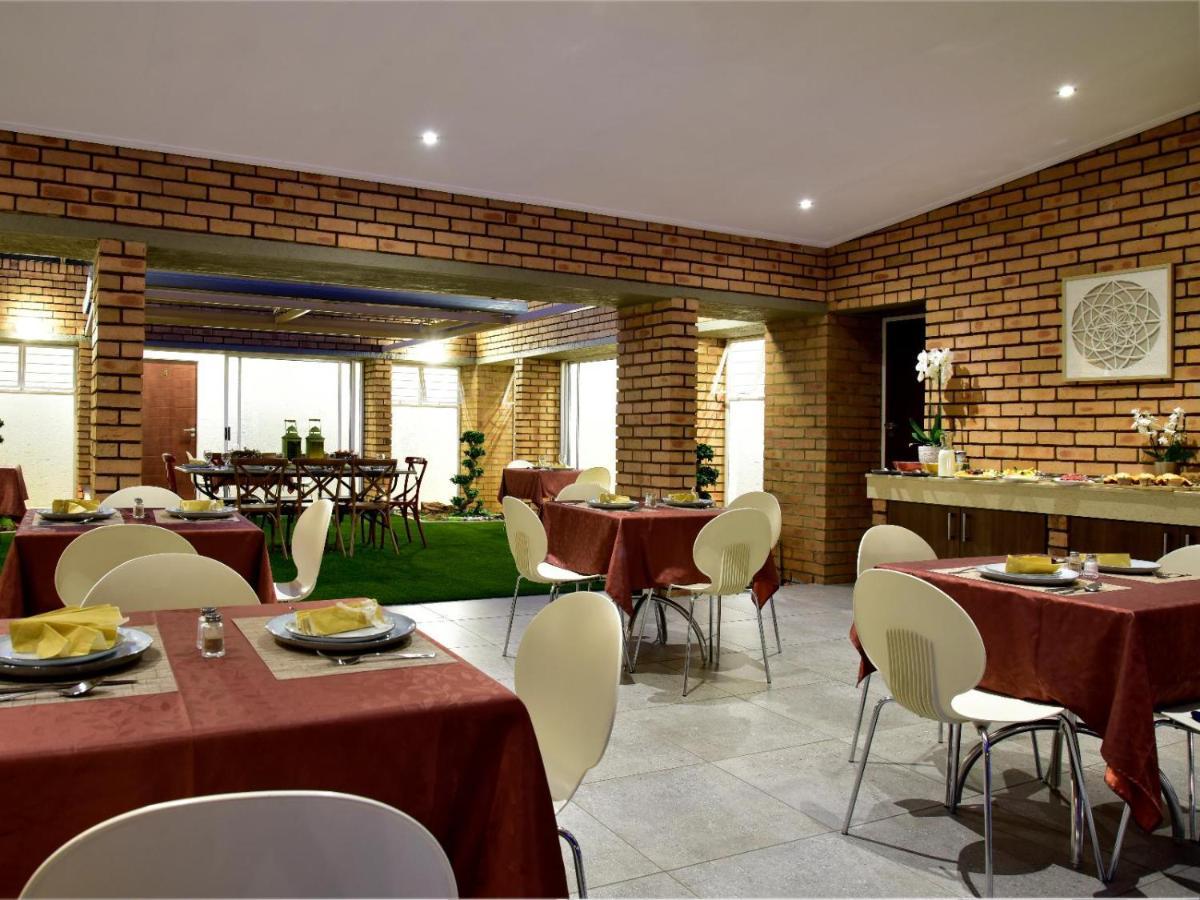 Five O'Clock Zen Boutique Guest House سنتوريون المظهر الخارجي الصورة