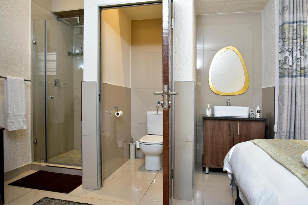 Five O'Clock Zen Boutique Guest House سنتوريون المظهر الخارجي الصورة