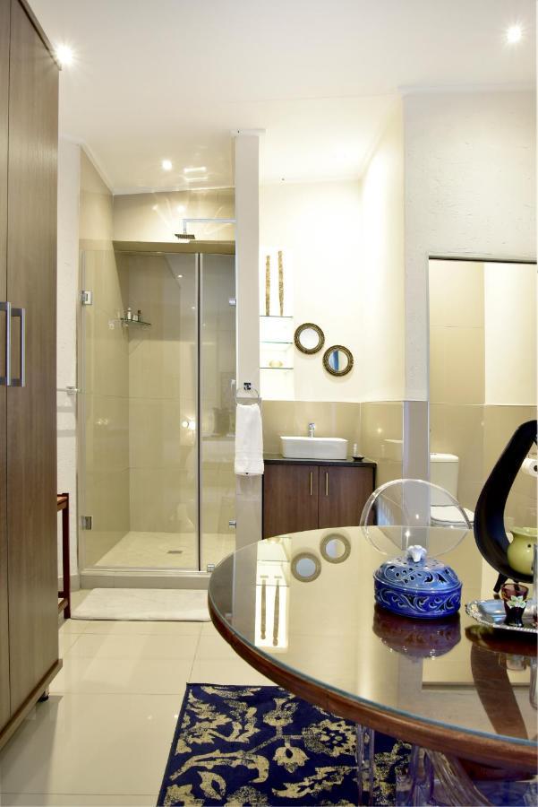 Five O'Clock Zen Boutique Guest House سنتوريون المظهر الخارجي الصورة