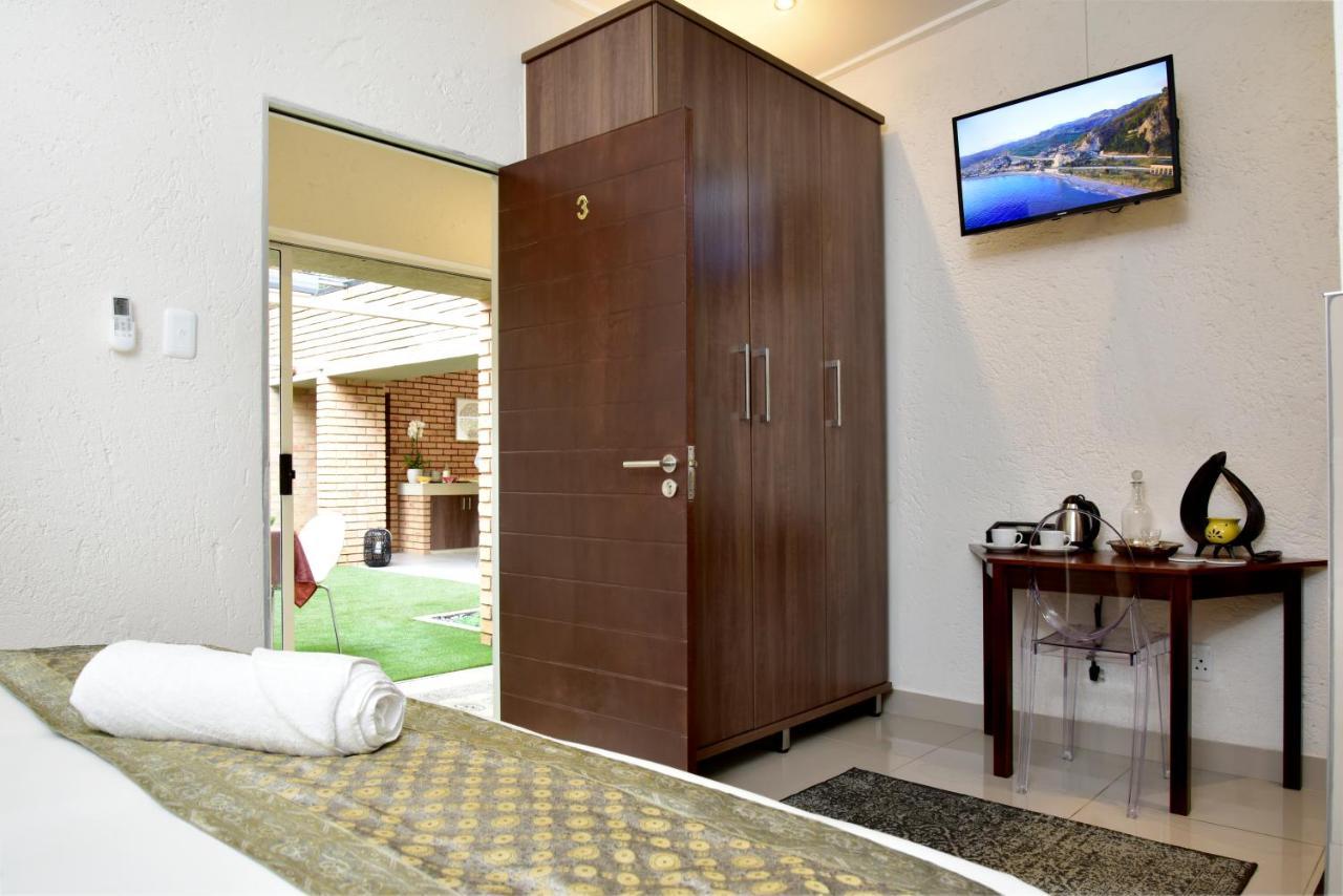 Five O'Clock Zen Boutique Guest House سنتوريون المظهر الخارجي الصورة